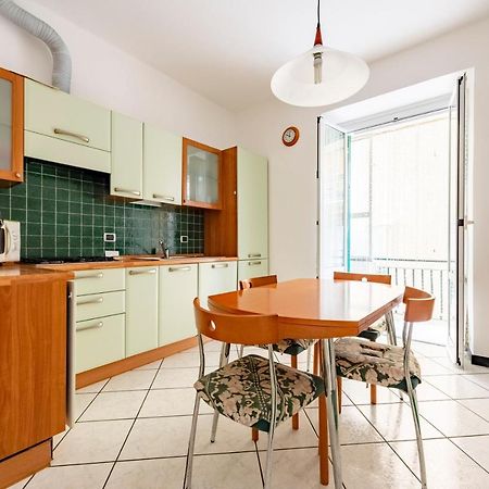 Joivy Cosy Flat With Parking In Chiavari Luaran gambar