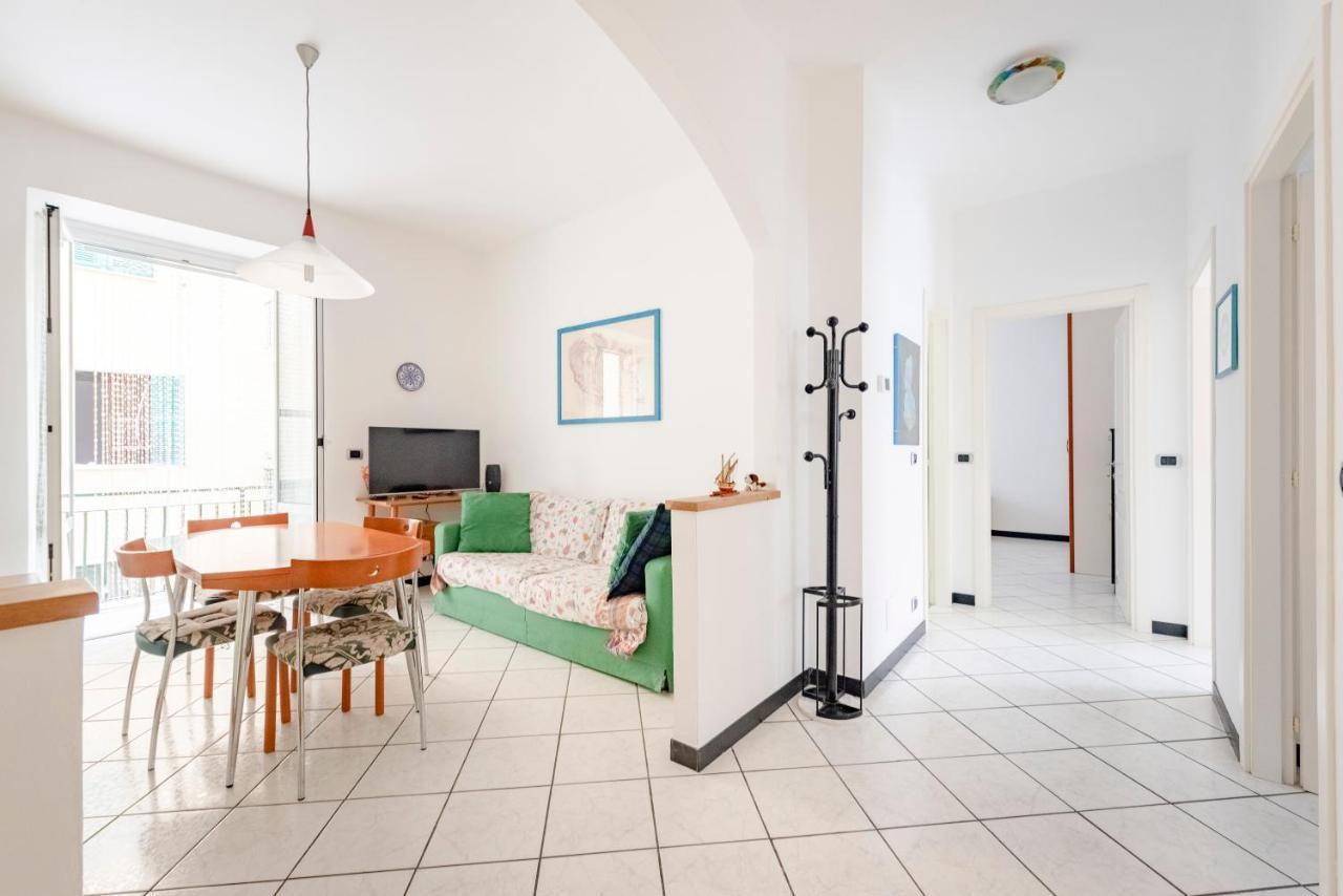 Joivy Cosy Flat With Parking In Chiavari Luaran gambar