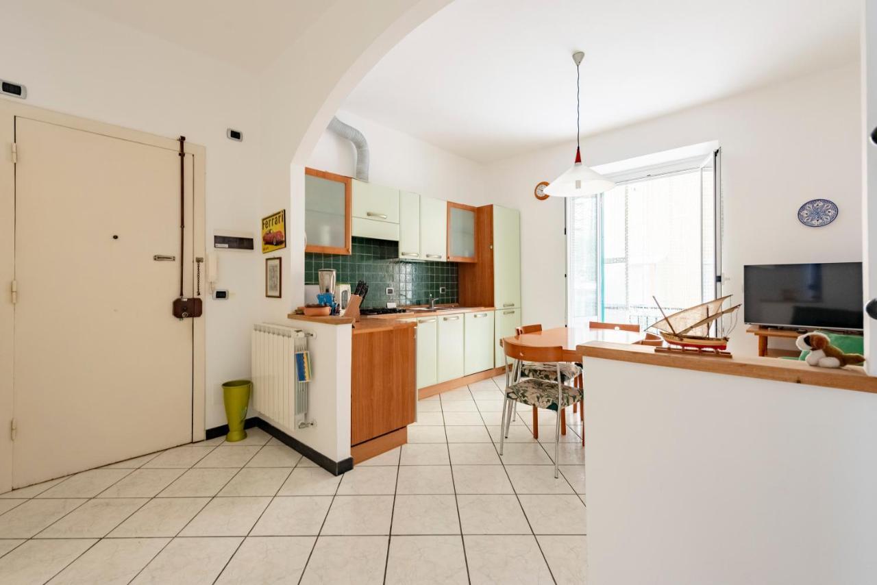 Joivy Cosy Flat With Parking In Chiavari Luaran gambar